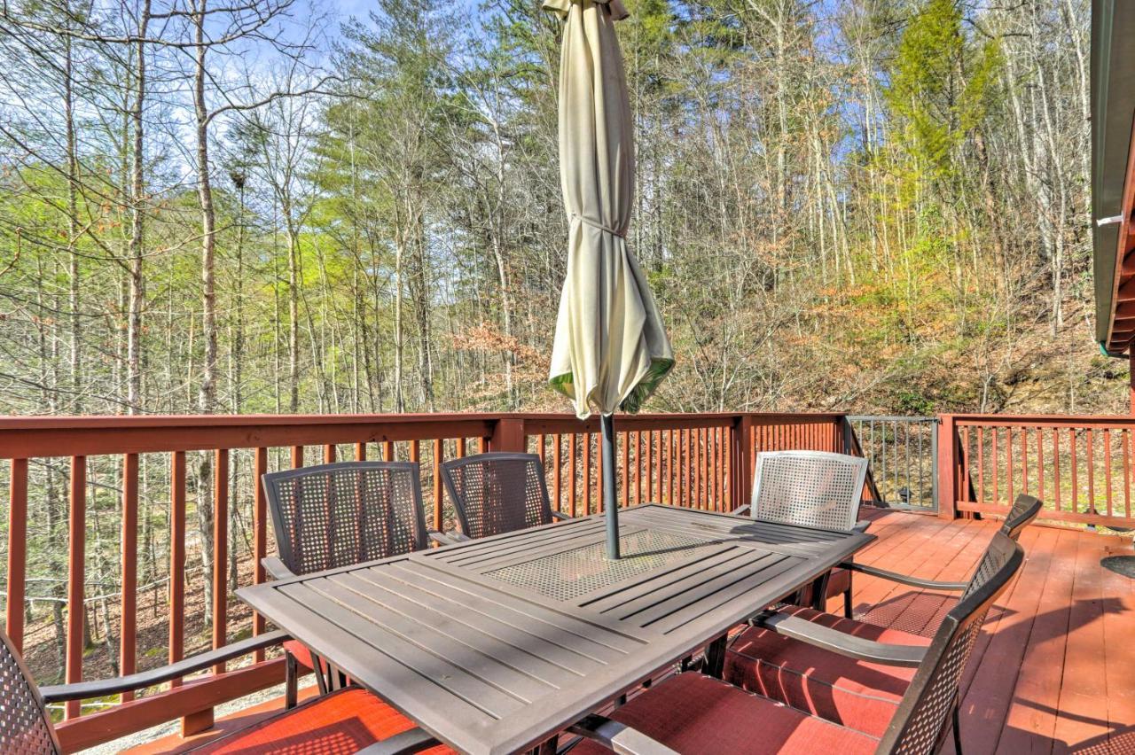 Creekside Sevierville Cabin Game Room And Hot Tub! Exterior photo